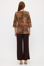 Load image into Gallery viewer, Venechia Pleated Merrow Top-1058VP-QRP1-W483