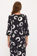 Load image into Gallery viewer, Venechia Pleated Merrow Top-1058VP-QRP1-W501