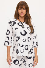 Load image into Gallery viewer, Venechia Pleated Merrow Top-1058VP-QRP1-W501