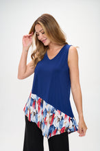 Load image into Gallery viewer, Plus Size Chic Contrast V-Neck Sleeveless Tank-2062HT-TXP1-C-W429