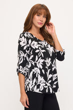 Load image into Gallery viewer, HIT Roll Sleeve V-Neck Top-3120HT-QRP1-W500