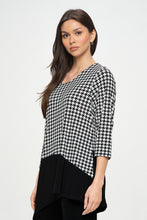 Load image into Gallery viewer, Round Neck Quarter Sleeve Top-3097HT-QRP1-C-W410