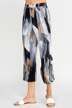 Load image into Gallery viewer, Print Ankle Pant-5039BN-ARP1-K-W379