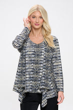 Load image into Gallery viewer, Mid-cut Jacket Long Sleeve Print-4028HT-LRP1-W421