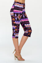 Load image into Gallery viewer, Two-Piece Short Sleeve Top & Capri Pant Set- 9003BN-SRP1-W407