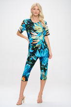 Load image into Gallery viewer, Plus Size Capri Pants Set Short Sleeve- 9003BN-SXP1-W440