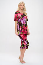 Load image into Gallery viewer, Plus Size Capri Pants Set Short Sleeve- 9003BN-SXP1-W442