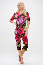 Load image into Gallery viewer, Plus Size Capri Pants Set Short Sleeve- 9003BN-SXP1-W442