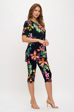 Load image into Gallery viewer, Two-Piece Short Sleeve Top & Capri Pant Set- 9003BN-SRP1-W479