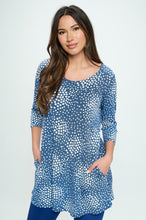 Load image into Gallery viewer, Denim Inspired Polka Dot Confetti Print Quarter Sleeve Top with Side Seam Pockets-3086HT-QRP1-K-W374