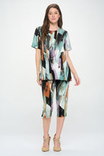 Load image into Gallery viewer, Two-Piece Short Sleeve Top & Capri Pant Set- 9003BN-SRP1-W379