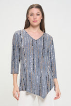 Load image into Gallery viewer, HIT Point V-Neck Top-3062HT-QRP1-W399
