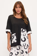 Load image into Gallery viewer, VP Inbinding Round Neck Pocket Contrast Top
