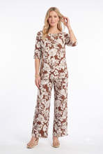 Load image into Gallery viewer, Venechia Pleated Merrow Hem Half SL Top- 3138VP-HRP1-W535
