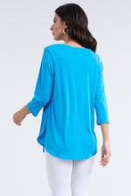 Load image into Gallery viewer, Stretch Rounded Bottom Tunic Top-3046BN-QRS1
