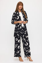 Load image into Gallery viewer, Plus Size Venechia Pleated Princess Jacket-4072VP-QXP1-W501
