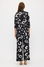 Load image into Gallery viewer, Plus Size Venechia Pleated Princess Jacket-4072VP-QXP1-W501
