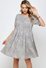 Load image into Gallery viewer, Women&#39;s RYN Pleated Swing Pocket Dress-773RY-HRP1-K-W298 - Jostar Online
