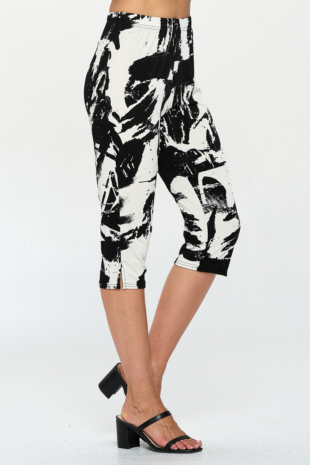 Intro Plus Size Love The Fit Embellished Hem Knit Jersey Capri Pants |  Dillard's