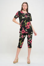 Load image into Gallery viewer, Plus Size Capri Pants Set Short Sleeve- 9003BN-SXP1-W431
