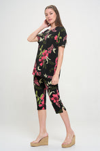 Load image into Gallery viewer, Plus Size Capri Pants Set Short Sleeve- 9003BN-SXP1-W431
