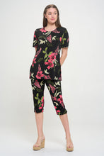 Load image into Gallery viewer, Plus Size Capri Pants Set Short Sleeve- 9003BN-SXP1-W431
