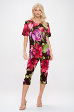 Load image into Gallery viewer, Two-Piece Short Sleeve Top &amp; Capri Pant Set-9003BN-SRP1-W442
