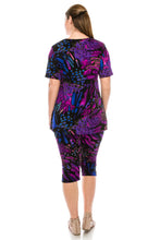 Load image into Gallery viewer, Two-Piece Short Sleeve Top &amp; Capri Pant Set-9003BN-SRP1-W207
