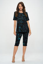 Load image into Gallery viewer, Plus Size Capri Pants Set Short Sleeve- 9003BN-SXP1-W401
