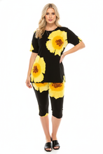 Load image into Gallery viewer, Two-Piece Short Sleeve Top &amp; Capri Pant Set-9003BN-SRP1-W113
