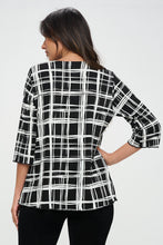 Load image into Gallery viewer, Plus Size Stretchy Merrow Top Quarter Sleeve-1058BN-QXP1-W387
