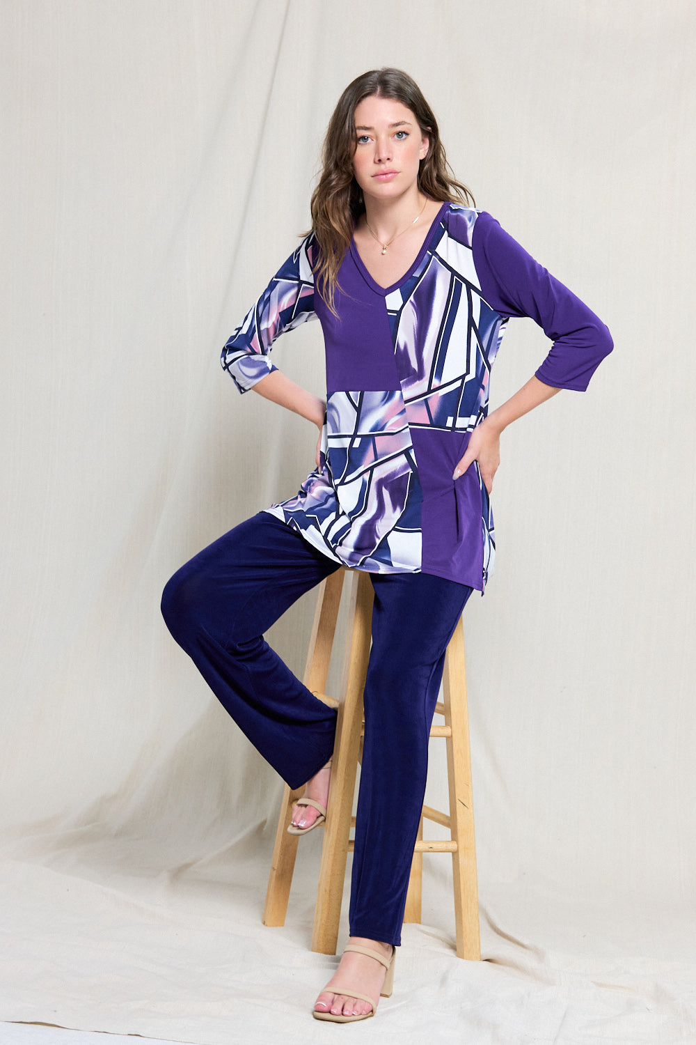 HIT Contrast V-Neck Tunic Top-3080HT-QRP1-C-W357