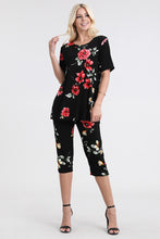 Load image into Gallery viewer, Women&#39;s Stretchy Capri Pant Set Short Sleeve Print-9003BN-SRP1-W215 - Jostar Online
