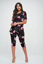 Load image into Gallery viewer, Two-Piece Short Sleeve Top &amp; Capri Pant Set- 9003BN-SRP1-W380
